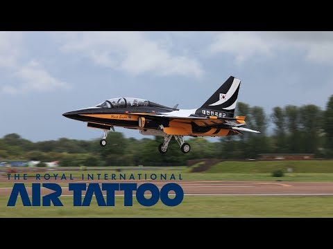 RIAT 2012 - Republic of Korea Air Force Black Eagles Arrival