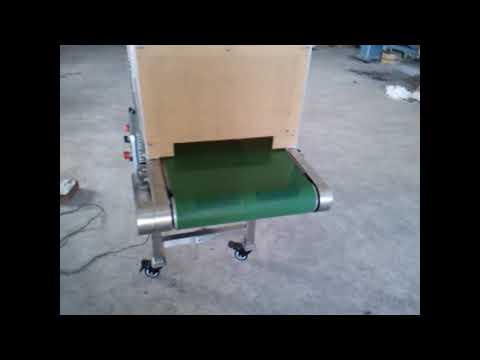 Visual Inspection Conveyor with Turn Table