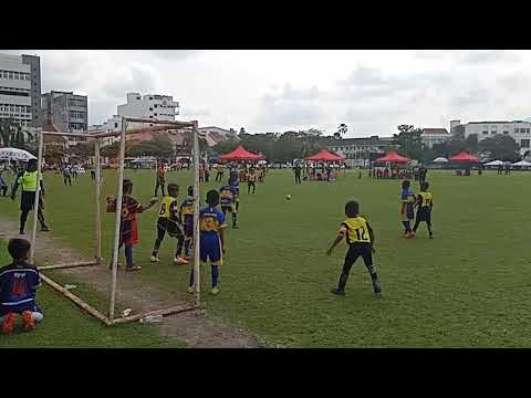 MUSLIM-B8 @ freekick skills