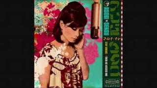 Asobi Seksu - And Then He Kissed Me