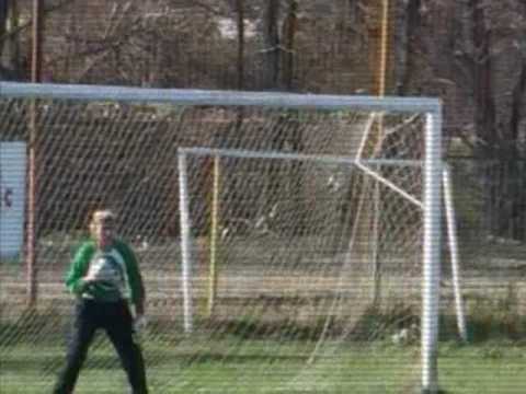 CS.Intercredo - CFF Clujana - 21.11.09. www.womenfootballworld.com.