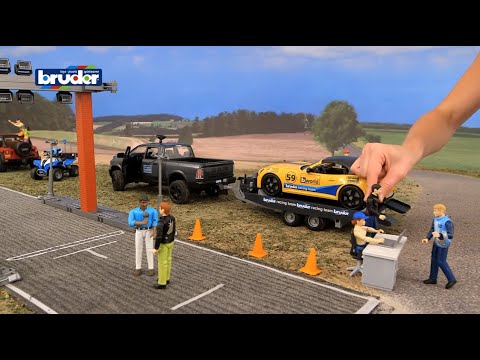 BRUDER automobilis RAM 2500 Power Wagon su priekaba, 02504 video