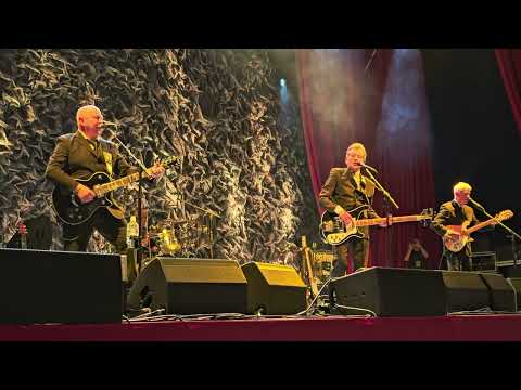 Glastonbury 2025 The Searchers "When You Walk In The Room" Acoustic Stage Finale Show Glastonbury