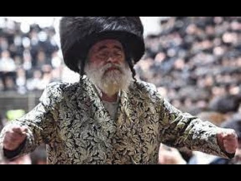 האדמו"ר מויז'ניץ משתתף ורוקד בשבע ברכות - Viznitzer Rebbe Attends Sheva Brochos