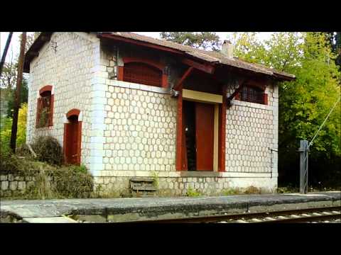 Greek trains at speed