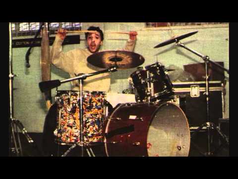 Reni Drum Solo 1 - THE STONE ROSES (better quality)