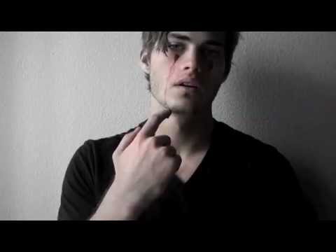 ACTOR JORDAN NICHOLS TO PLAY A VAMPIRE LEAKED!!!