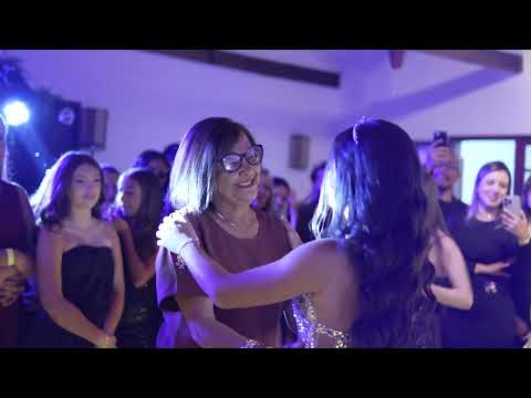 Larissa XV | Valsa com Padrinhos