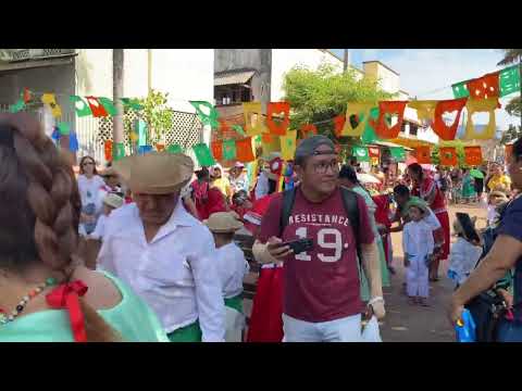 ENTRADA ESTUDIANTIL POR EL DEPARTAMENTO DEL BENI EN GUAYARAMERIN