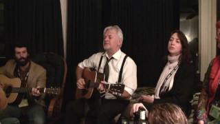 Bill & Kate Isles - SERFA - Hobos in the Roundhouse hotel room singalong 2:15am