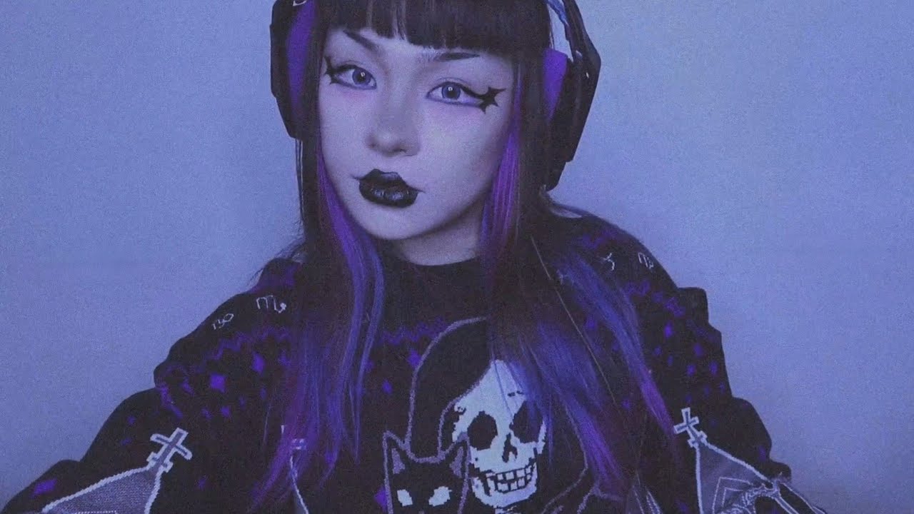 ASMR. 𝕴 𝖈𝖆𝖒𝖊, 𝕴 𝖘𝖆𝖜, 𝕴 𝖜𝖍𝖎𝖘𝖕𝖊𝖗𝖊𝖉. 📖👄 gothic literature reading.