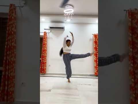 Manjima Kho Gaye Hum Kahan!