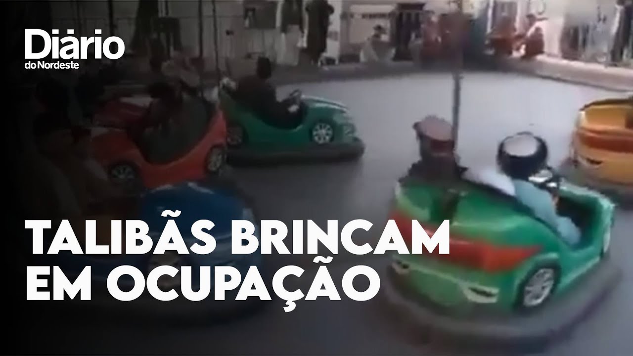 Imagem da notícia: VÍDEO: Membros do Talibã são flagrados se divertindo em carrinho bate-bate em Cabul
