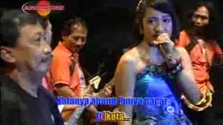 Download lagu Merinda Anjani Feat Doyok Abang Madun Dangdut... mp3