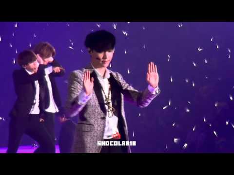 141113 THE LOST PLANET in fukuoka LAY Love, Love, Love