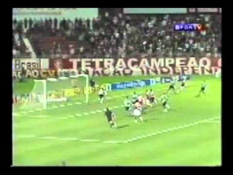 Internacional 3 x 2 Coritiba - 28/10/2005 - Brasileirão 2005 - Gol Rentería