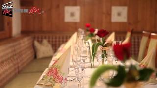 preview picture of video 'Hotel und Restaurant Königsleiten: Ronach Mountain Club in - Wellnesshotel in Wald im Pinzgau'
