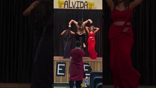 Download lagu Ldai hogyi us se😥#farewell #dance #shorts #shortsvideo mp3