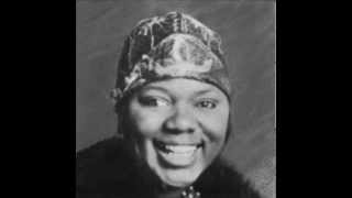 You&#39;ve Been A Good Ole Wagon (Bessie Smith, 1925)