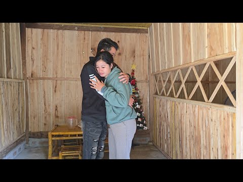 They thought they had lost each other...Ly Tieu Sa reunites with Nan after many days apart.