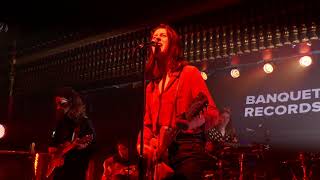 Blossoms - Cut Me And I&#39;ll Bleed