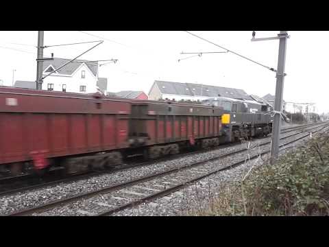 IE class 071 (088) + Tara Mines - Humpback Bridge, Dublin