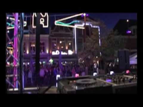 D-Reflection Ft. Jipsel (on guitar) @ Cafe de Walrus (Sneekweek 2009)