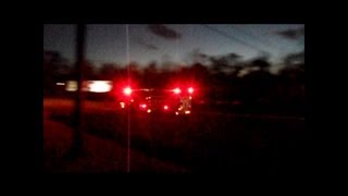 preview picture of video 'Roanoke County Battalion 1 and Wagon 5 Responding'