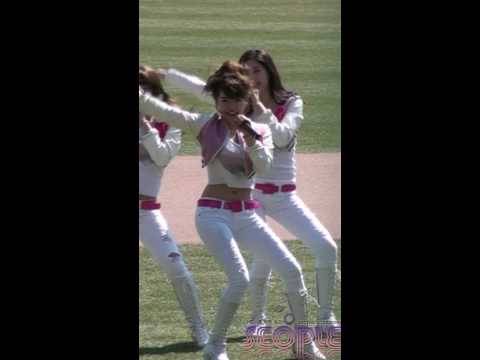 [Fancam] 100328 Seohyun SNSD - Oh!@Pro Baseball Opening Game