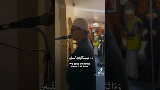 Download lagu Surah As-Saffat 114-120 mp3