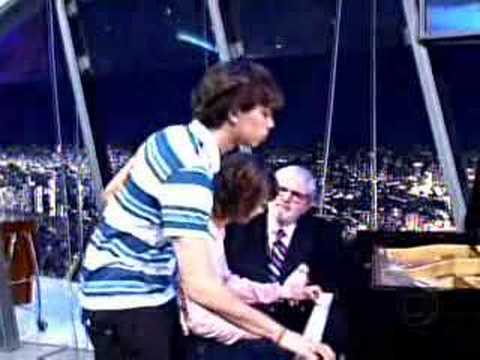 Vitor Araújo no Programa do Jô (parte 2/3)