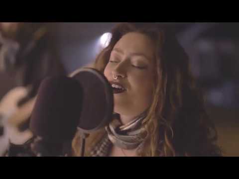 No Huzz - Noa Lauryn & Pat Stewart: Balkon Sessies