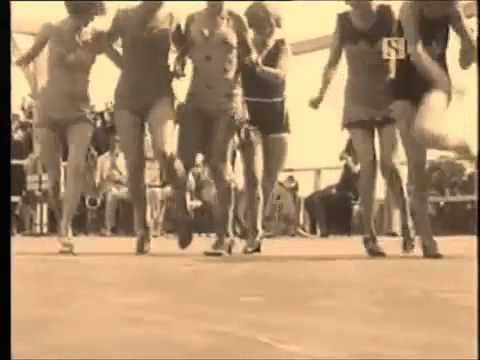 Fabulous Flappers of The Roaring 20s