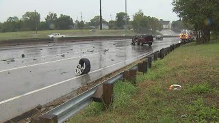 Deadly crash shuts down southbound I-45 in north Houston, police say
