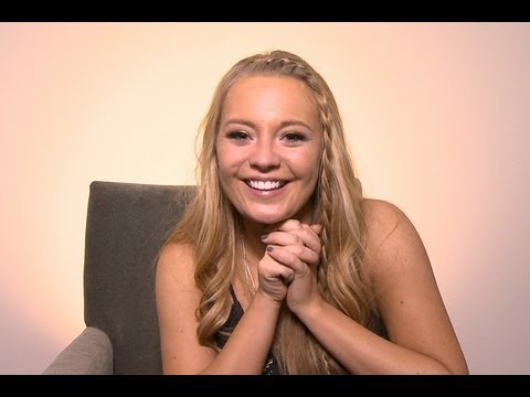 10 Questions for Janelle Arthur | Interview | On Air with Ryan Seacrest