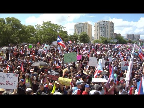 Rickygate Des milliers de Portoricains réclament la démission du gouverneur de l'île