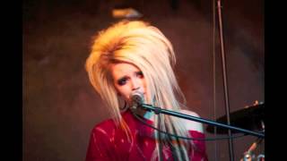 White Fire Alarm LIVE @ Honey-Stef w/ an F