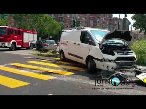 Incidente corso Grosseto/via Chiesa della Salute
