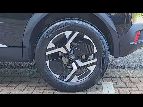 Peugeot 2008 HYBRID 145BHP e-DCS6 Allure - Image 2