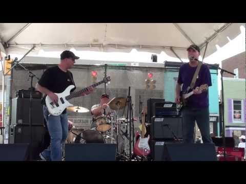 Rob Fahey & The Pieces - Why Not (Live At HonFest 06-09-12)