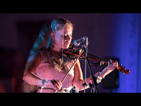 Hier Und Jetzt | Yvi Szoncsò | Was uns am Herzen liegt 2017