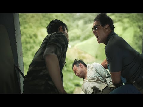 The Greatest Beer Run Ever – Time to see if this piece of shit can fly... * Zac Efron *