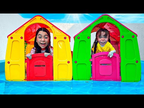 SARAH E ELOAH em uma HISTÓRIA ENGRAÇADA das CASINHAS NA PISCINA | Best stories for kids