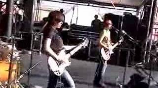 Sleater Kinney @ Vegoose 10) Let's Call it Love