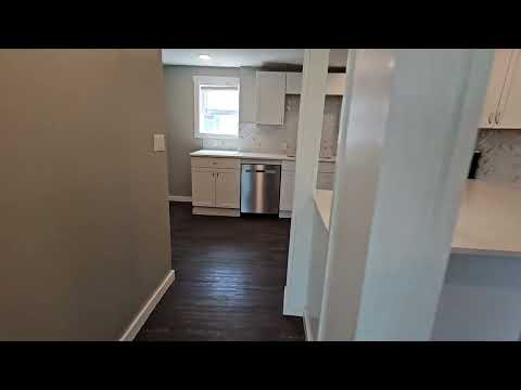 2 Bed, 1 Bath Unit in Triplex on Grant Street in Vancouver property video
