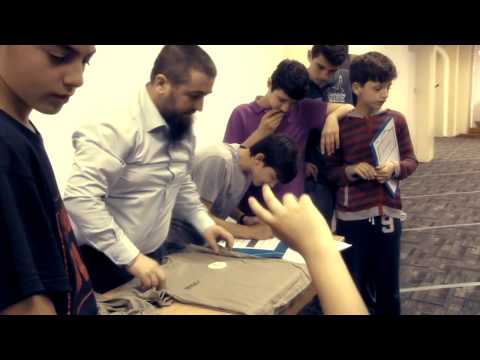 Shpërndarja e Maicave ''Xhamia Hoxhë Abdulkadër Arnauti''  2013