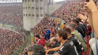 Download lagu AC Milan chants against Inter Milan mp3
