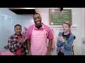 מותחים בהליכה יוגורט Walk The Prank