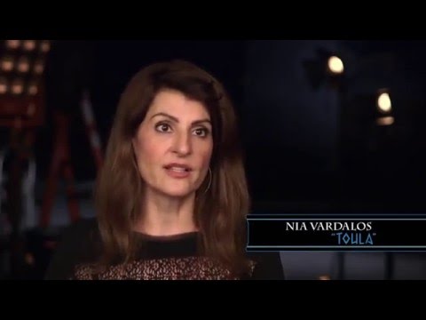 My Big Fat Greek Wedding 2 - Featurette: "The New Big Fat Story" (HD)