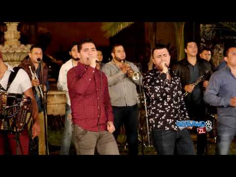 Grupo Recluta Ft. Banda Cruz De Oro - La Camisa Versace (En Vivo 2017)